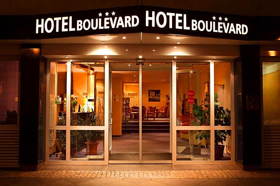 Photo 1 of 31 of Hotel Boulevard