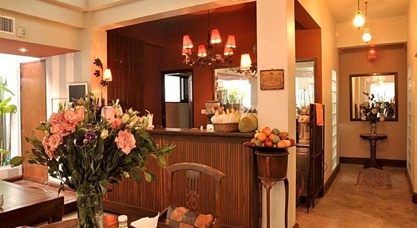 Sourire at Rattanakosin Island Hotel