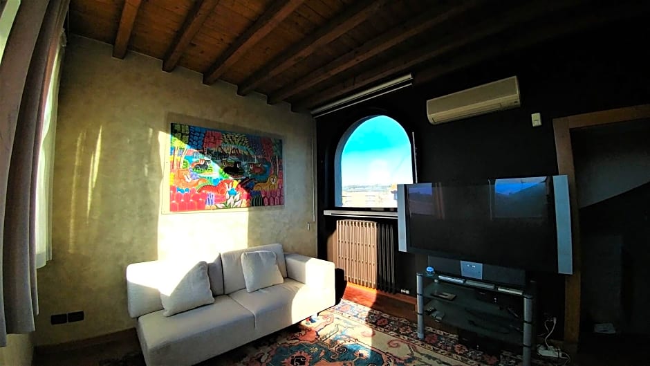 Dreaming Arena Rooms