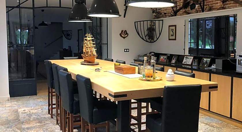 ORANGERIE de CHATEL-Selection FIGARO & ELLE Magazine