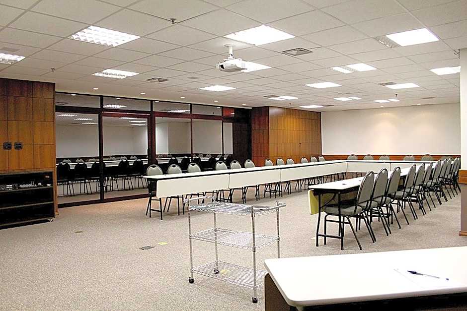 Hotel Golden Park Campinas Cambuí By Nacional Inn