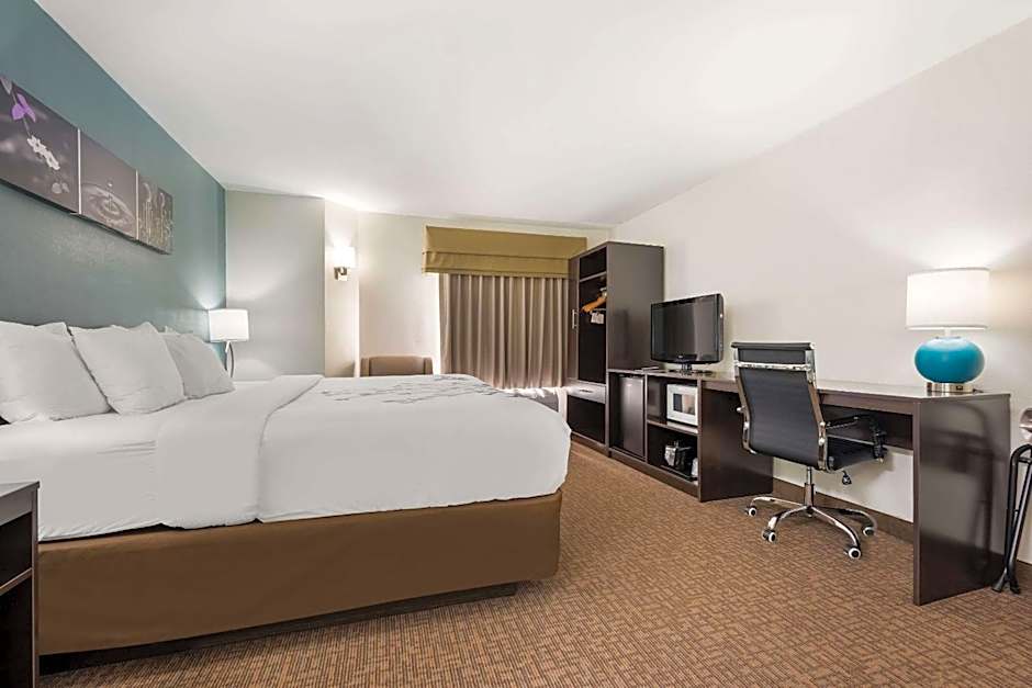 Sleep Inn & Suites