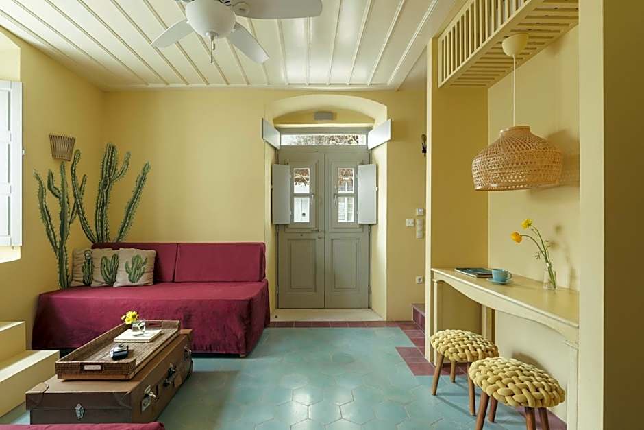 Cactus Hydra - Art Apartments