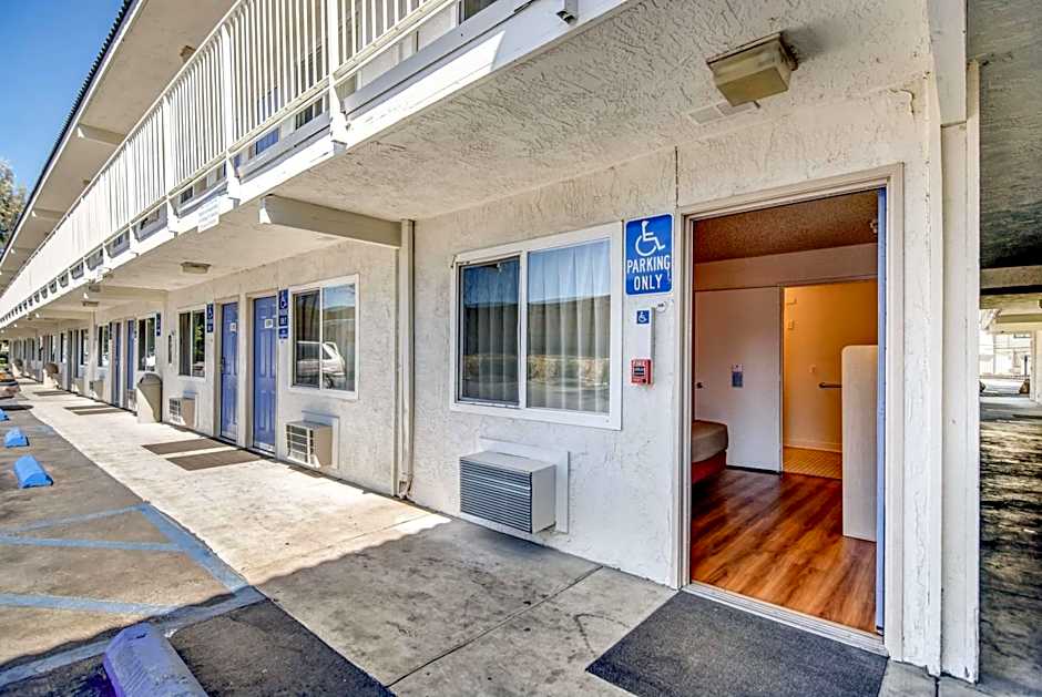 Motel 6-Stockton, CA - North