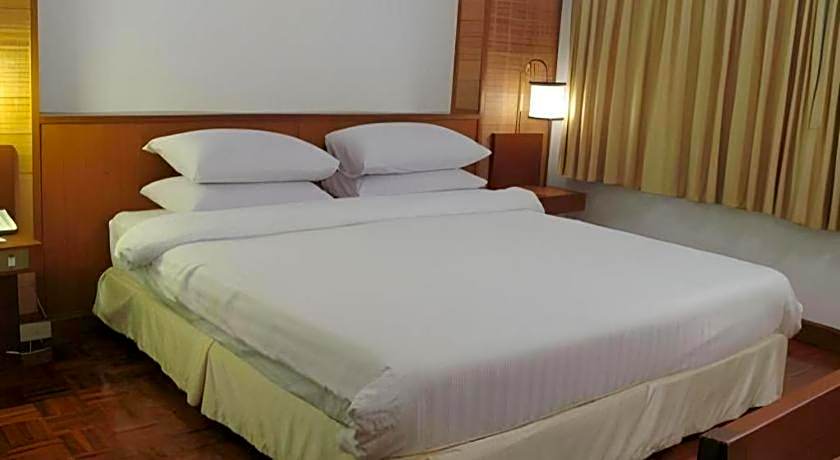 Dusit Hotel