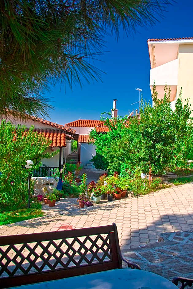 Maistrali Beach Studios