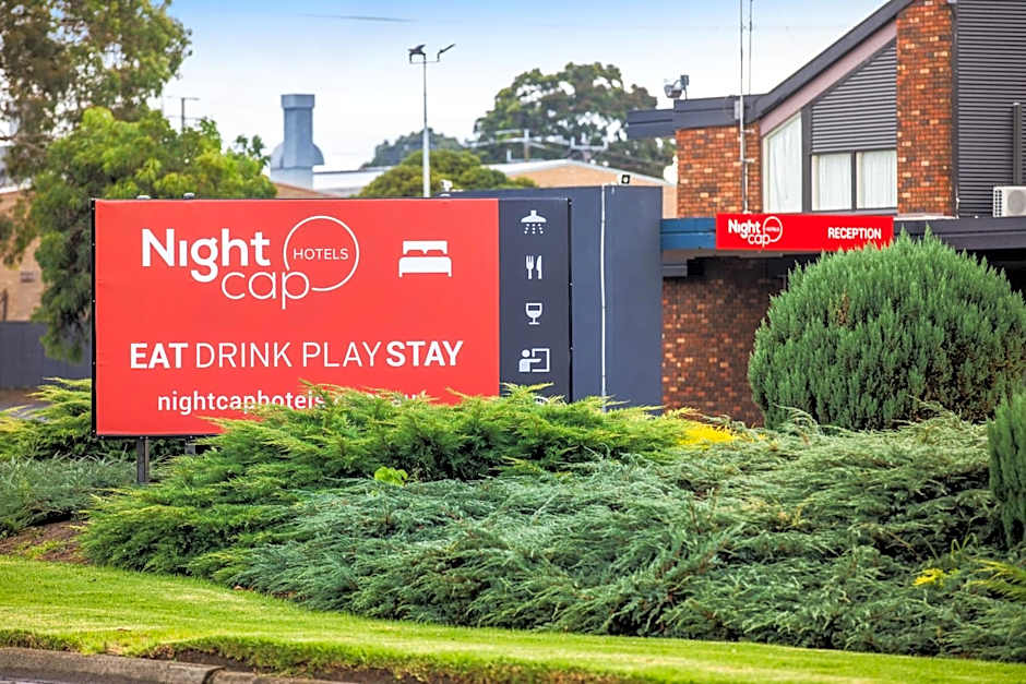 Nightcap at Manhattan Hotel