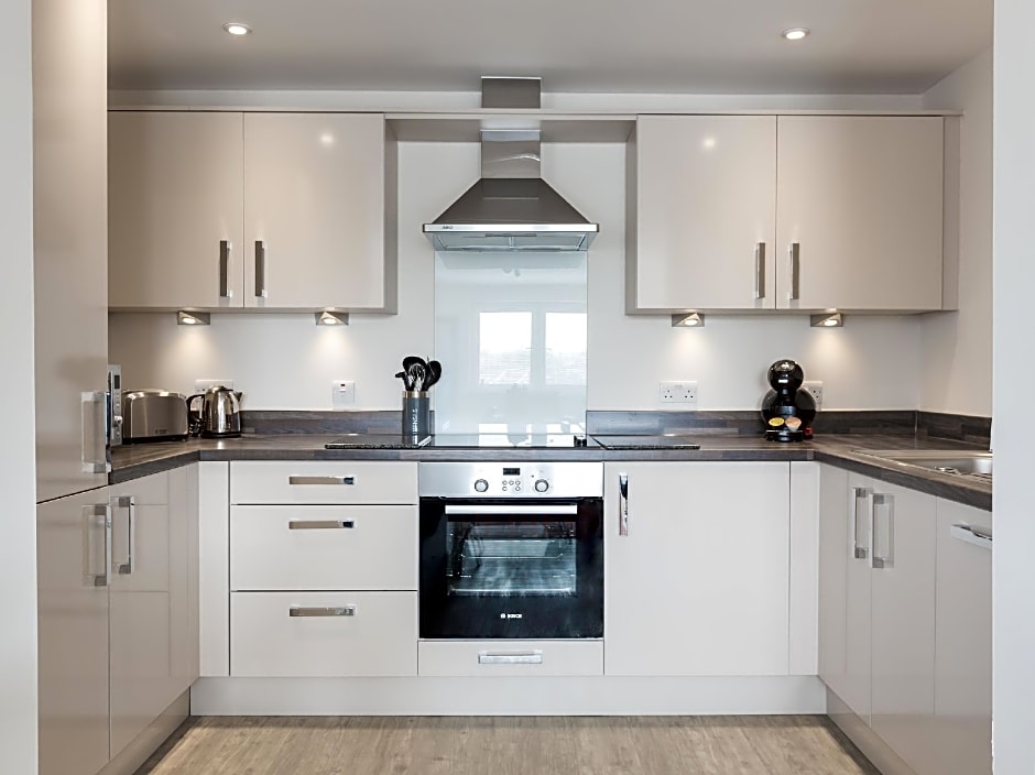 HOF Apartments Central Gate - Newbury