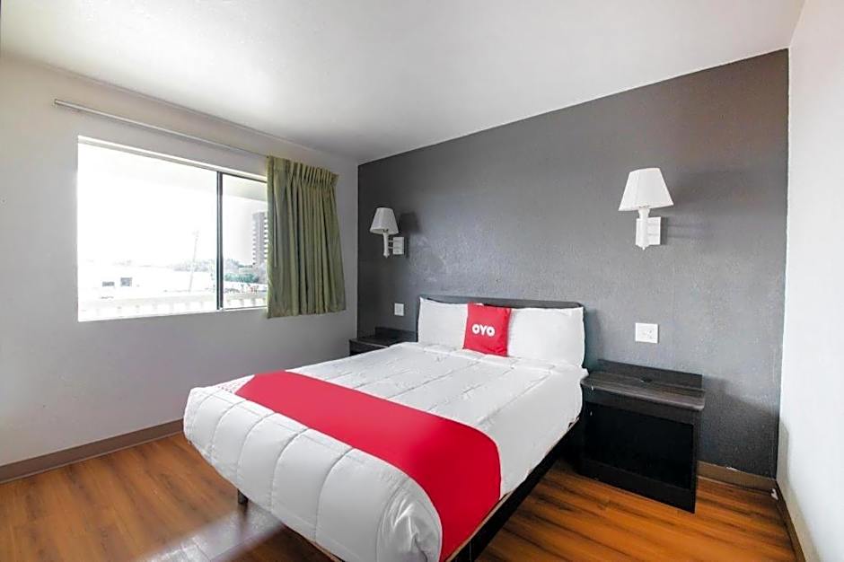 OYO Hotel Irving DFW Airport North