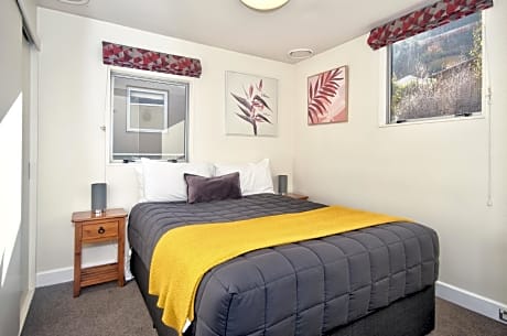 Deluxe 1 Bedroom