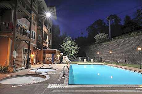 Kaatskill Mountain Club and Condos by Hunter Mountain