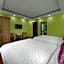 Golden Lotus Airport Hotel & Travel