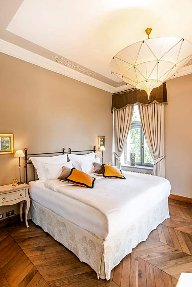 Photo 1 of 10 of Luxury Suite
