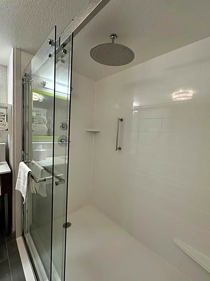 Hampton Inn By Hilton & Suites Lathrop, Ca