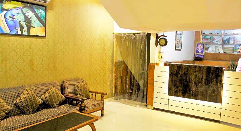 Hotel Maharana Palace