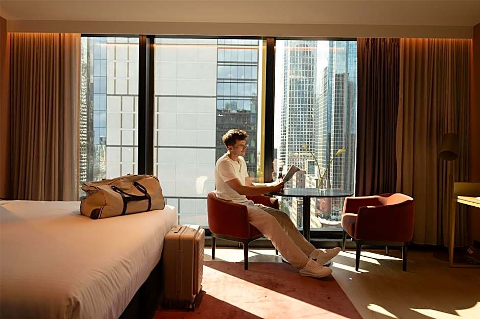 Quincy Hotel Melbourne