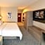 Holiday Inn Express Kenedy By IHG