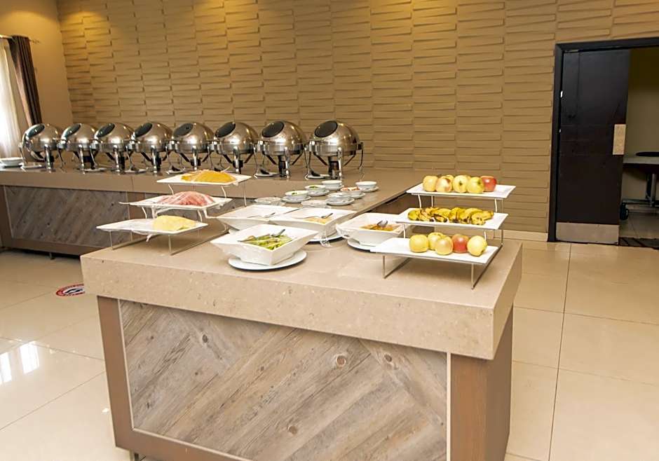 Crossroads Hotel Blantyre