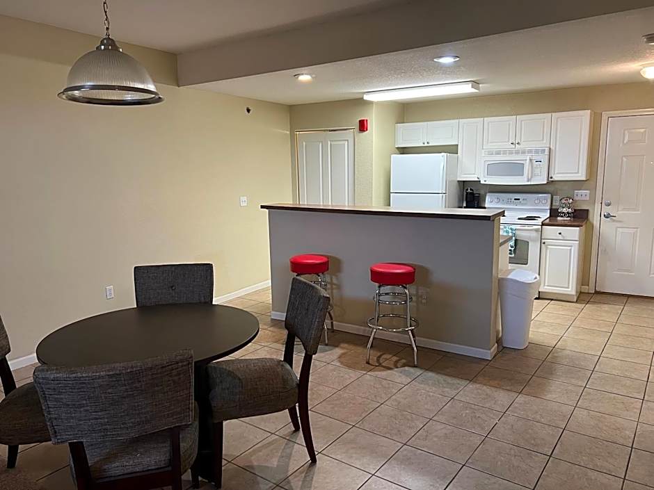 Washburn Hotel Suites