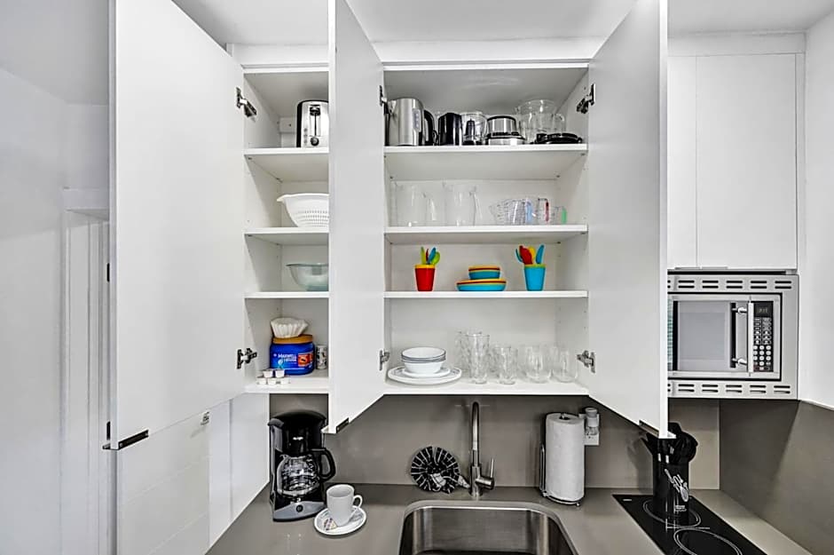 Sunshine vibes villa - Close to Beach