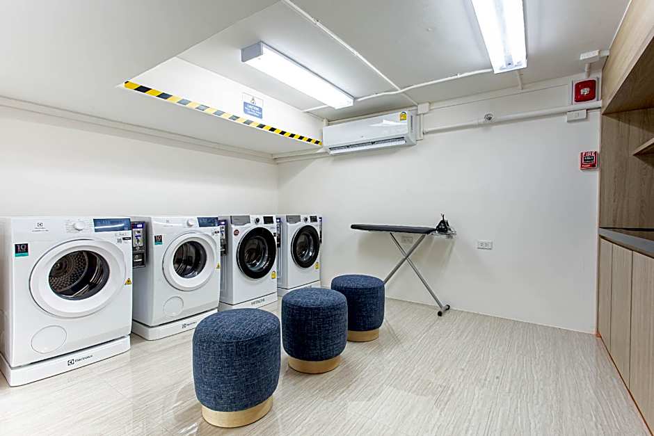 Holiday Inn Express And Suites Bangkok Central Pier By IHG