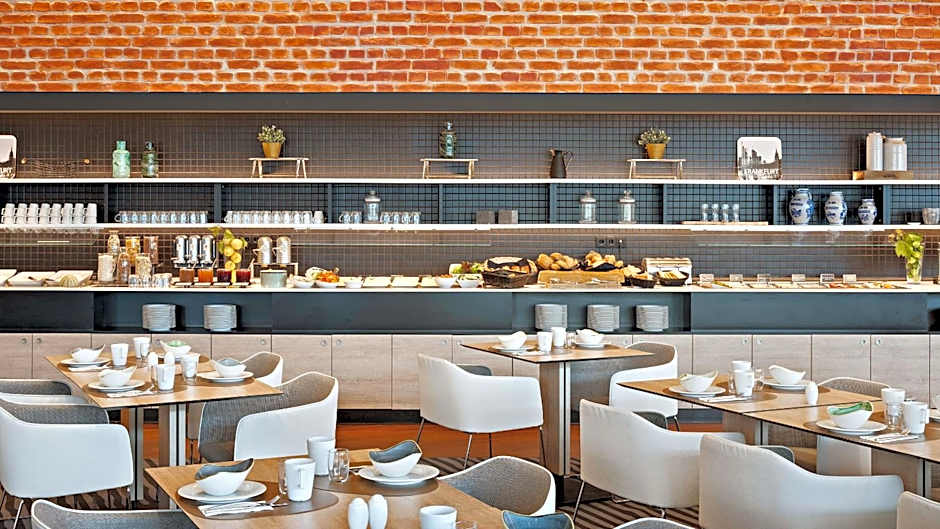 Hey Lou Hotel Frankfurt Airport