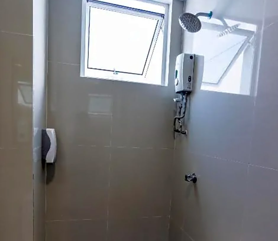 Emart Hotel (Riam) Sdn Bhd