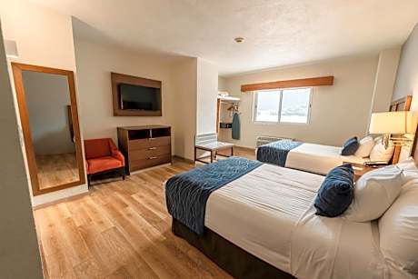 Double Room with Two Double Beds - Non-Smoking