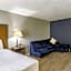La Quinta Inn & Suites by Wyndham Richmond South
