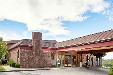 Super 8 by Wyndham Atchison