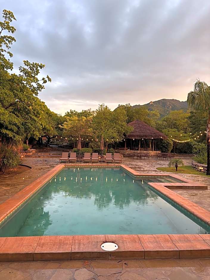 El Pedregal - Hotel en la Naturaleza