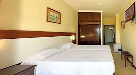 Twin Room with Sea View