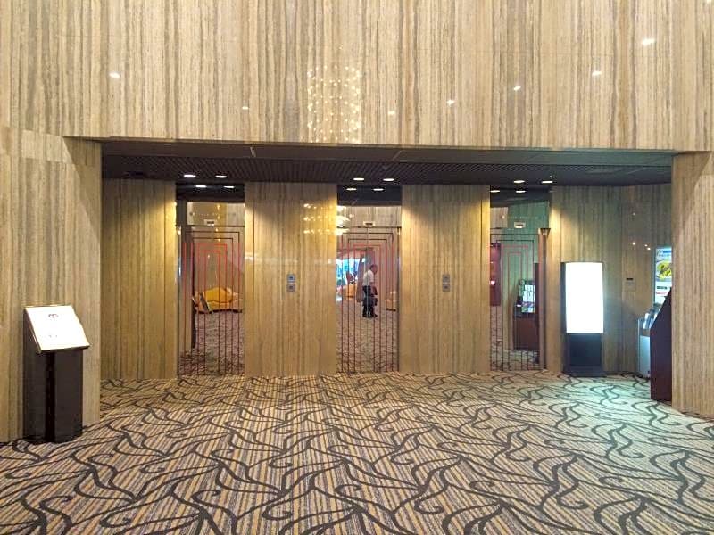 Osaka Garden Palace Hotel
