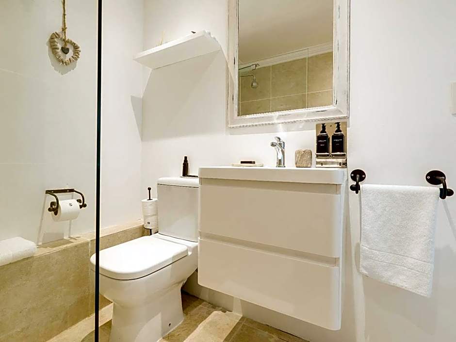 Amanzi Island Boutique Hotel