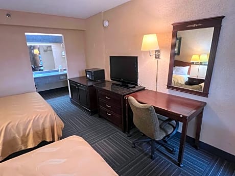 Double Room with Two Double Beds - Non-Smoking