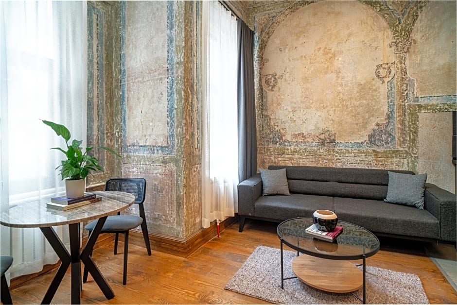 Urban Quarters - Büklü Han