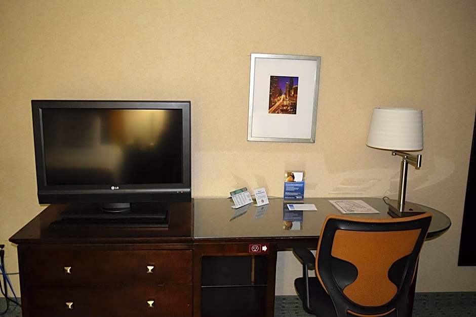 Landmark Inn