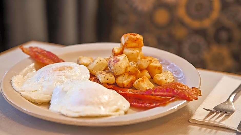 Best Western West Towne Suites