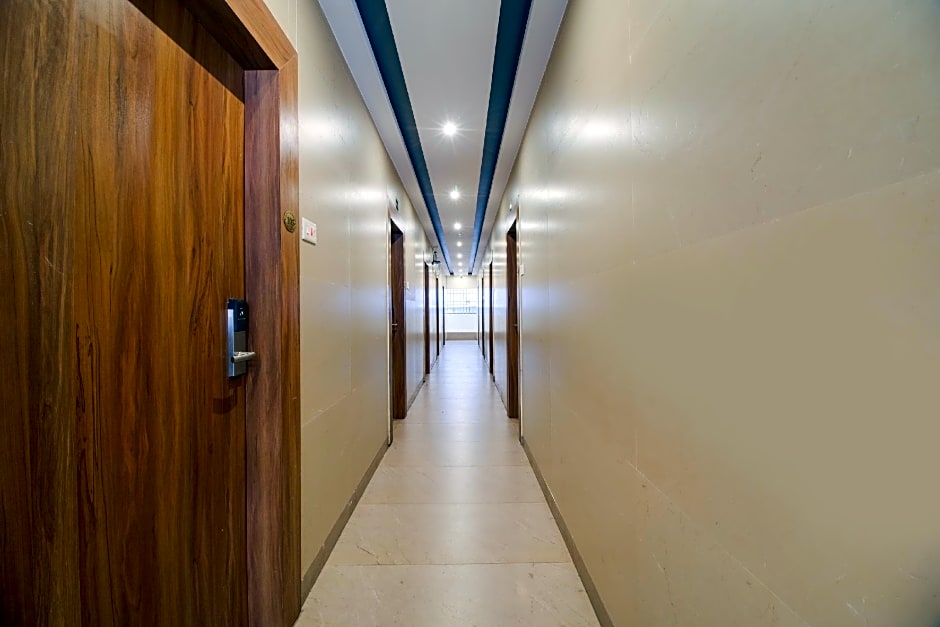 Capital O Sri Sai Grand Inn