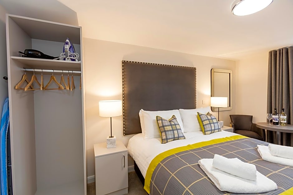 The Dalkeith Hotel by Pillow