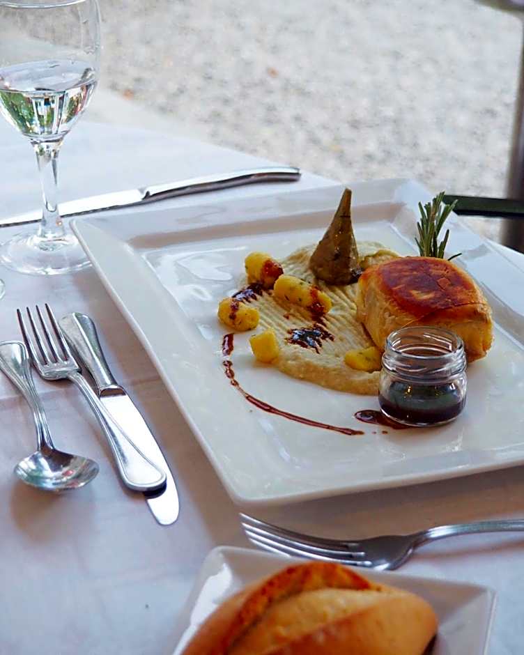 Château des Comtes de Challes