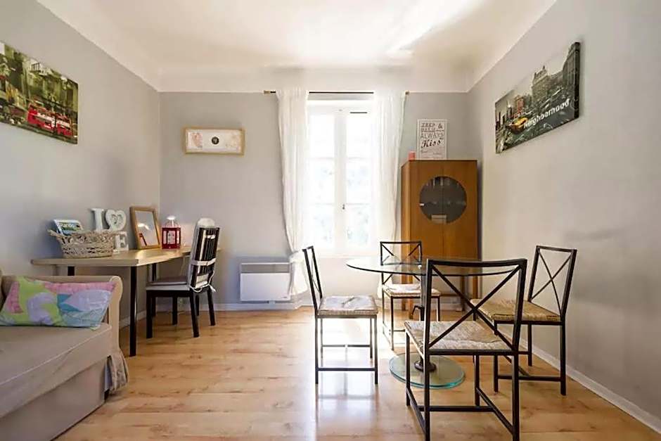 Alexandra Apartments