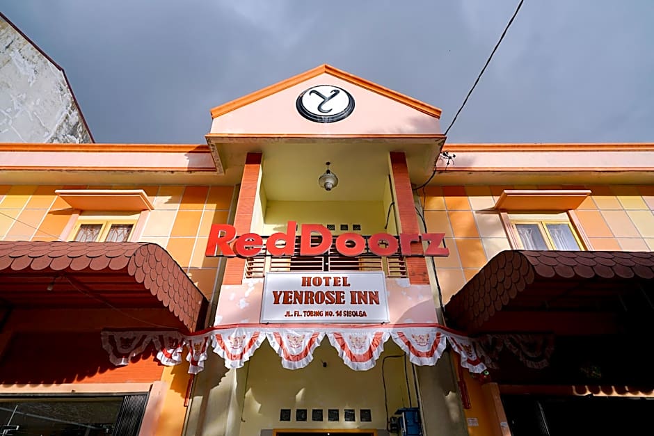 RedDoorz Plus @ Jalan FL Lumban Tobing Sibolga