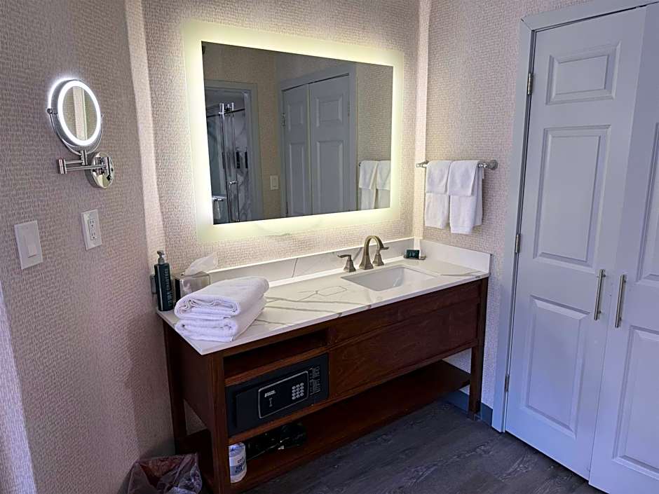 Best Western Plus Miamisburg-Dayton Suites, Banquets & Hotel