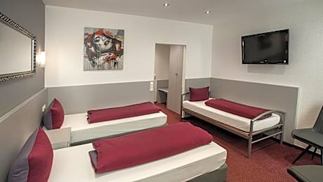 Classic Triple Room