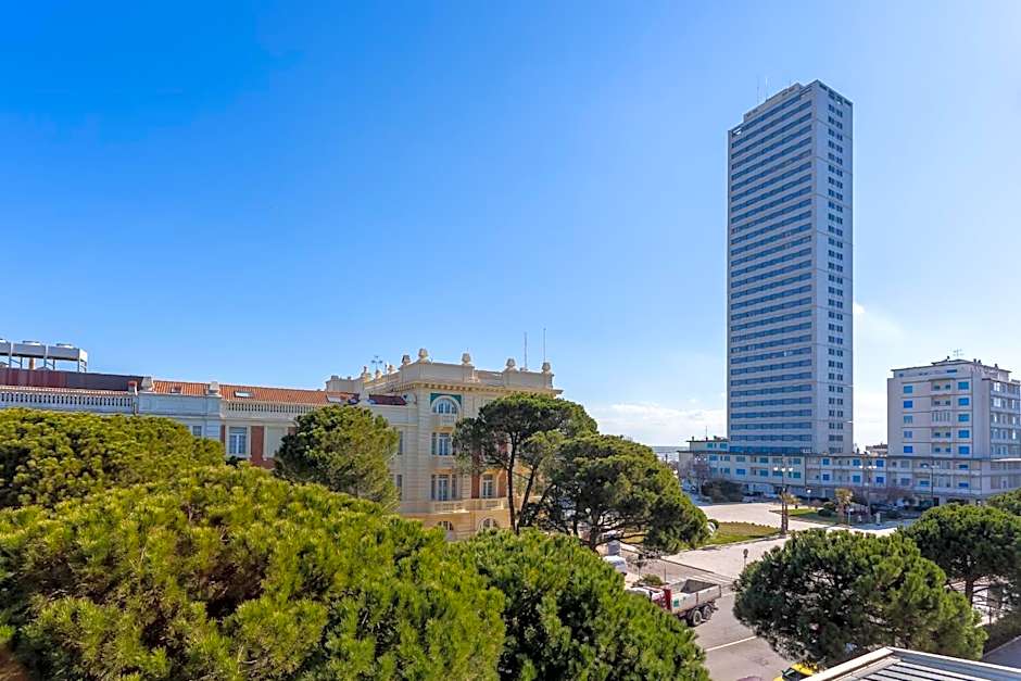 HOTEL VILLA MARIA