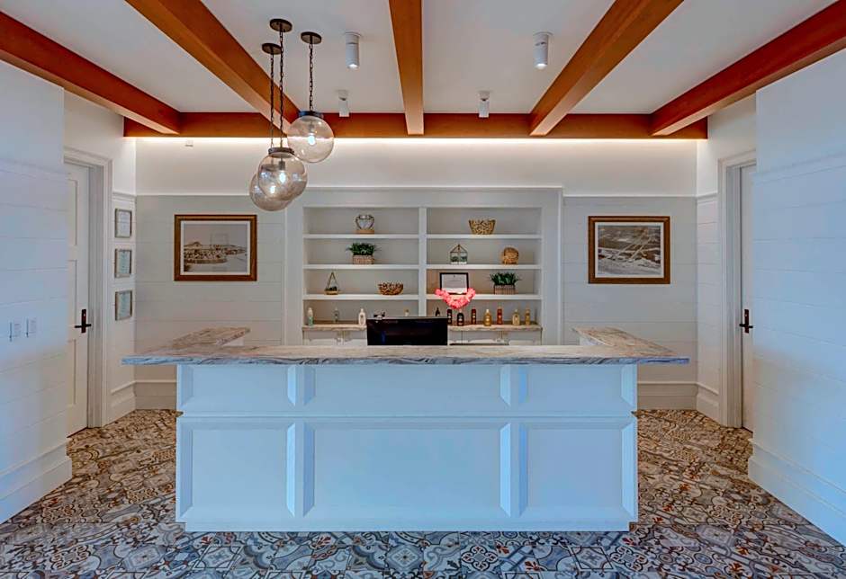 The Historic Cavalier Hotel and Beach Club, Autograph Collection