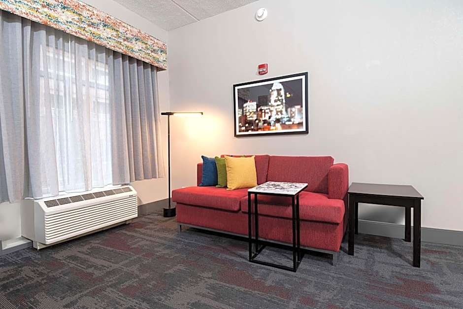 Hampton Inn By Hilton & Suites - Raleigh Downtown