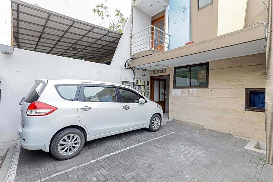 KoolKost near Tunjungan Plaza