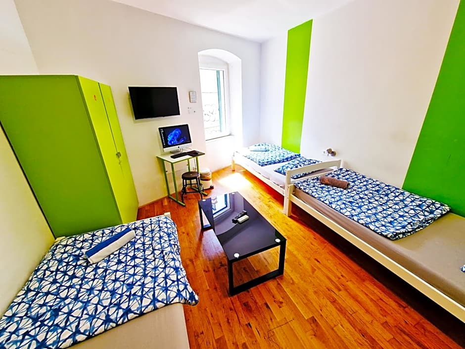 CroParadise Hostel